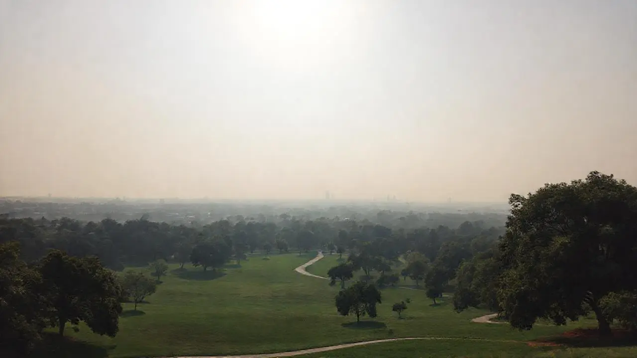 Un parque extenso, natural y sereno