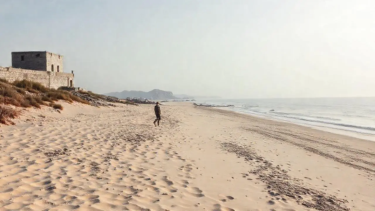 Paz serena y vasto paisaje costero