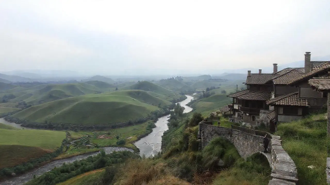 Paisaje rural tranquilo y extenso