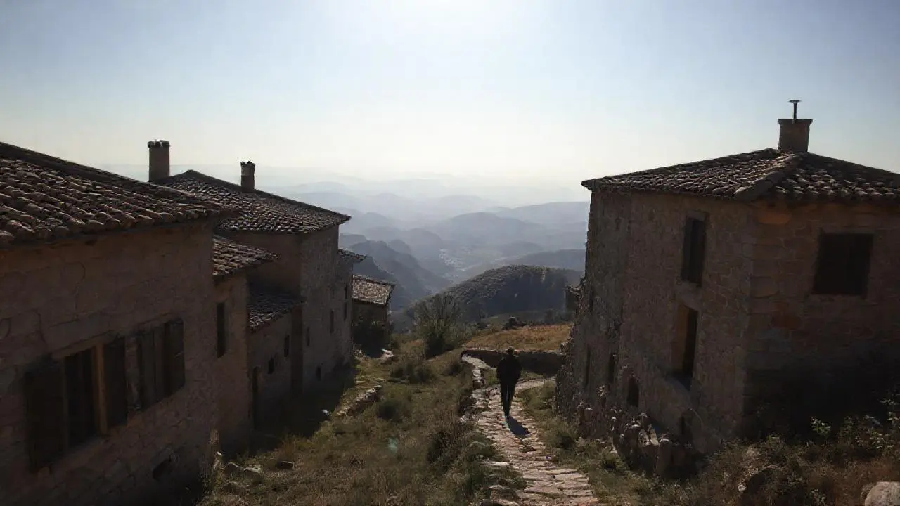 Paisaje antiguo y sereno en la Sierra de Ayllón