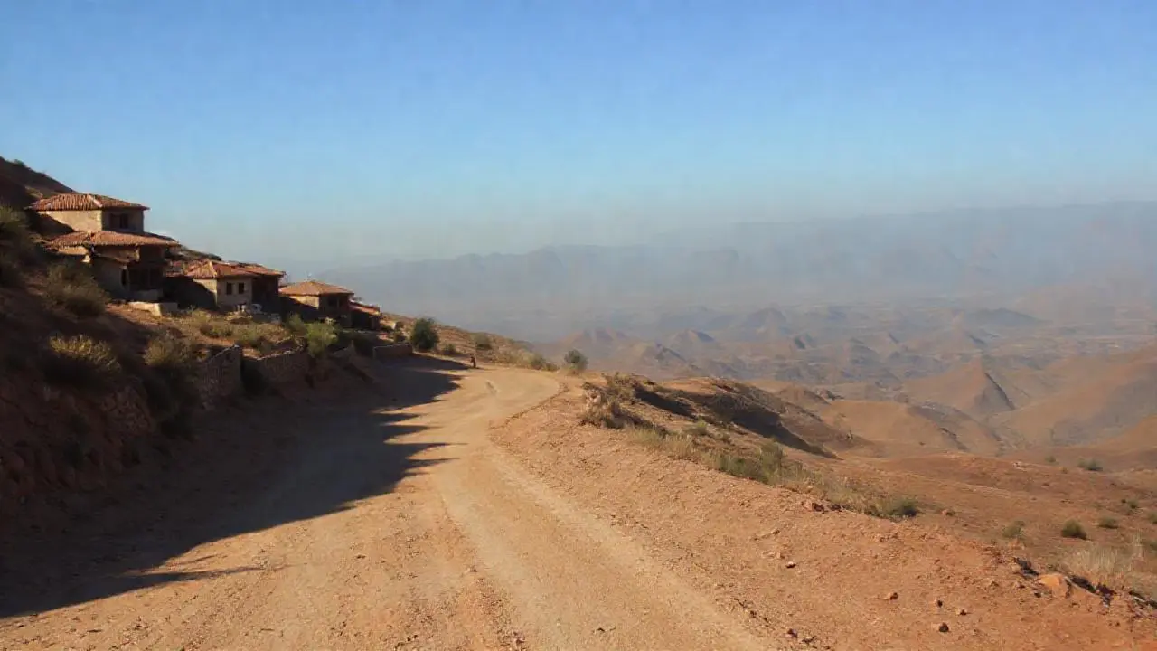 Paisaje árido, vasto y tranquilo