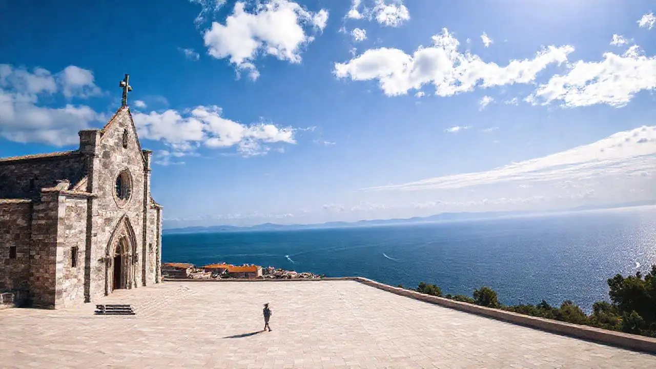 Paz serena en un paisaje amplio
