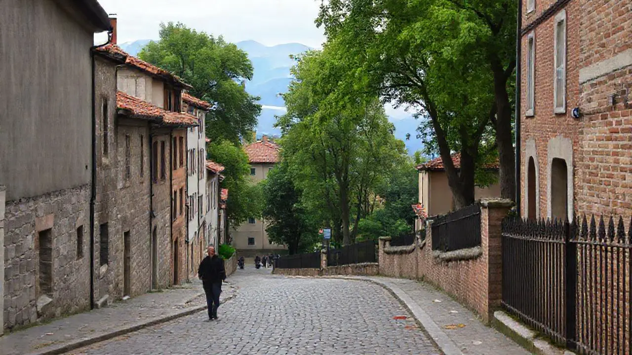 Calle antigua, paisaje tranquilo y difuminado