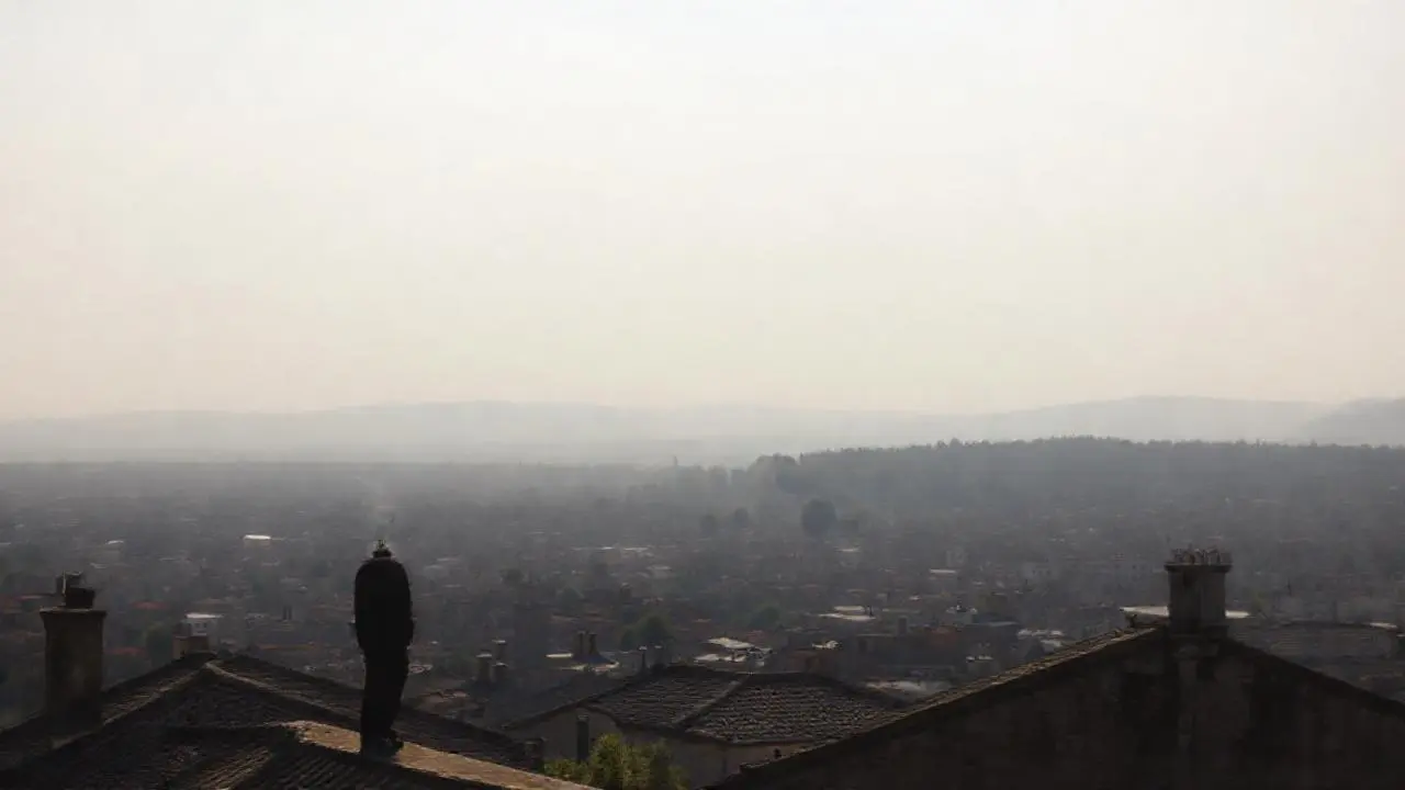 Tranquila calma urbana con espacio infinito