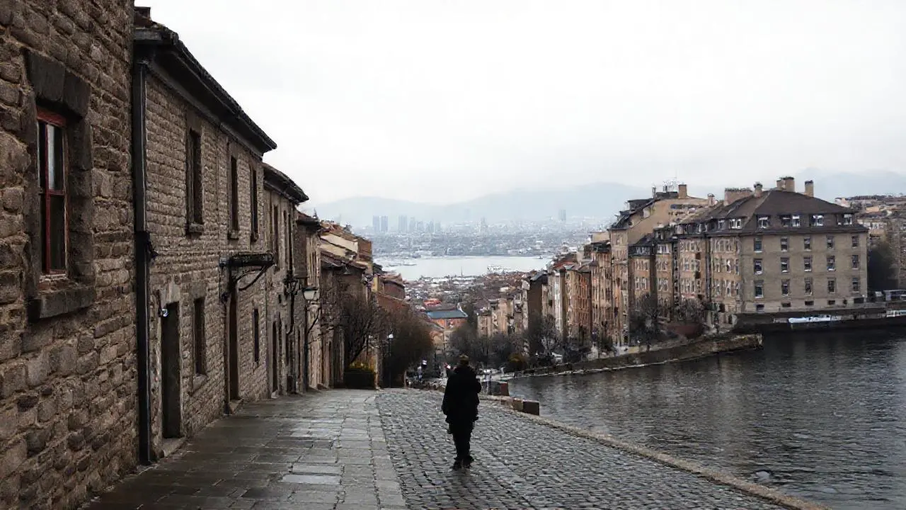 Paisaje urbano, melancólico y ligeramente difuso