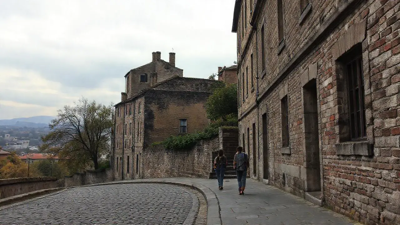 Escena urbana serena y realista