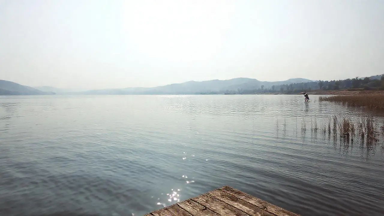 Paz y quietud en un paisaje distante