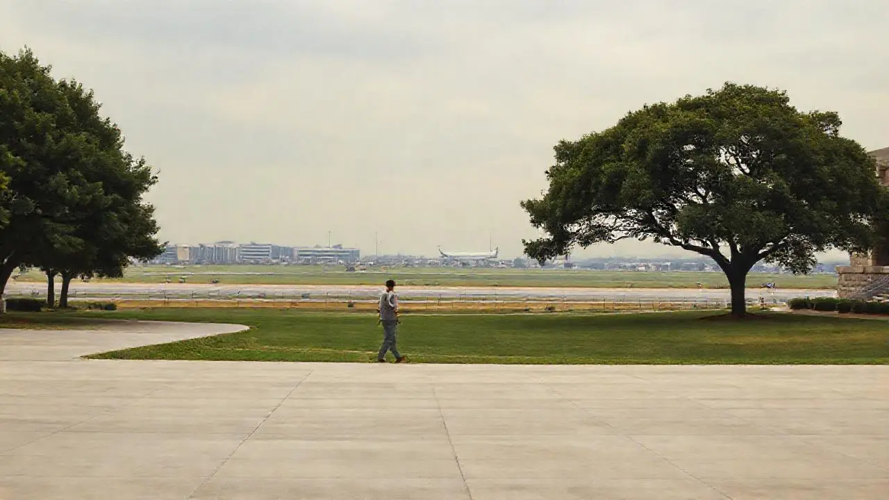 Paisaje tranquilo, amplio y ligeramente difuminado