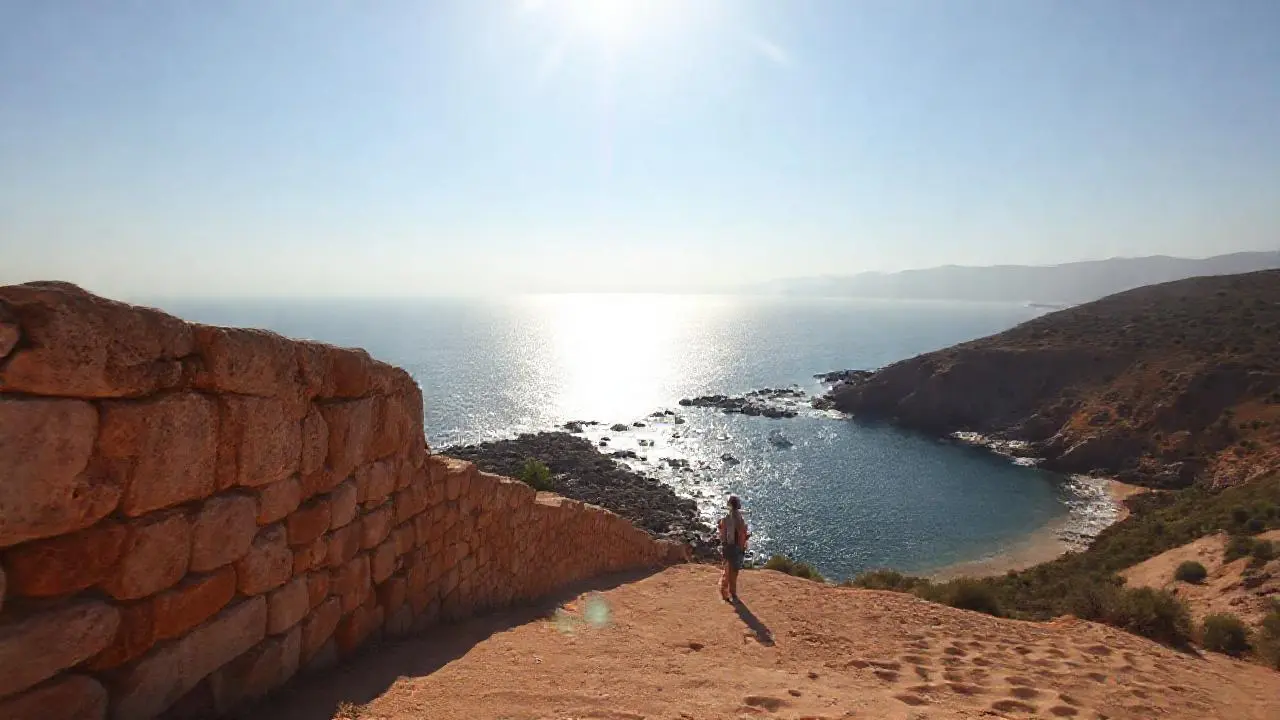 Paz natural bajo luz cálida y suave