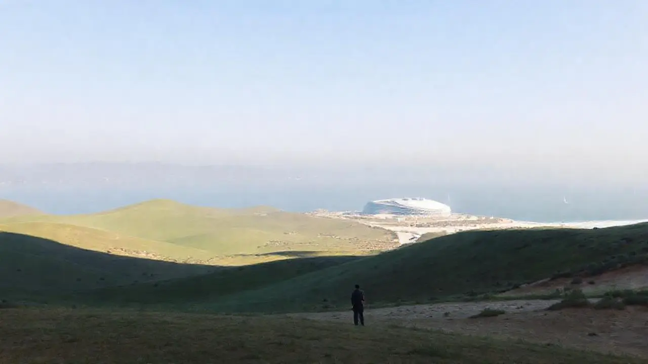 Paz y vastedad en un paisaje sereno
