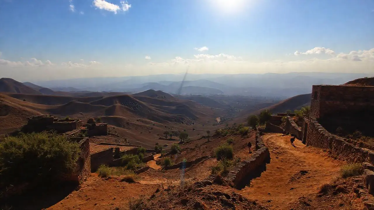 Paisaje rural, antiguo y silencioso