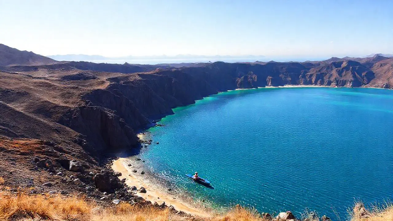 Paz y belleza natural en un paisaje costero