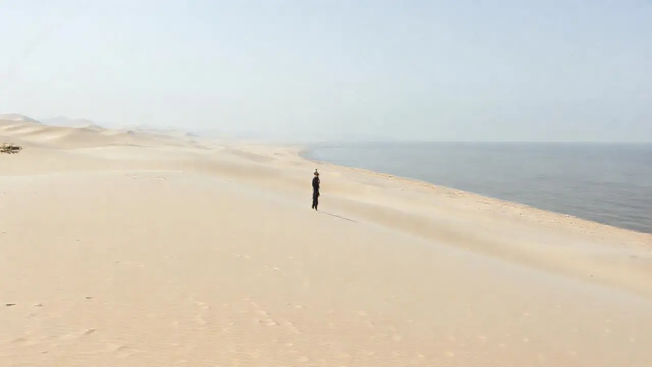 Paisaje desierto, vasto y silencioso