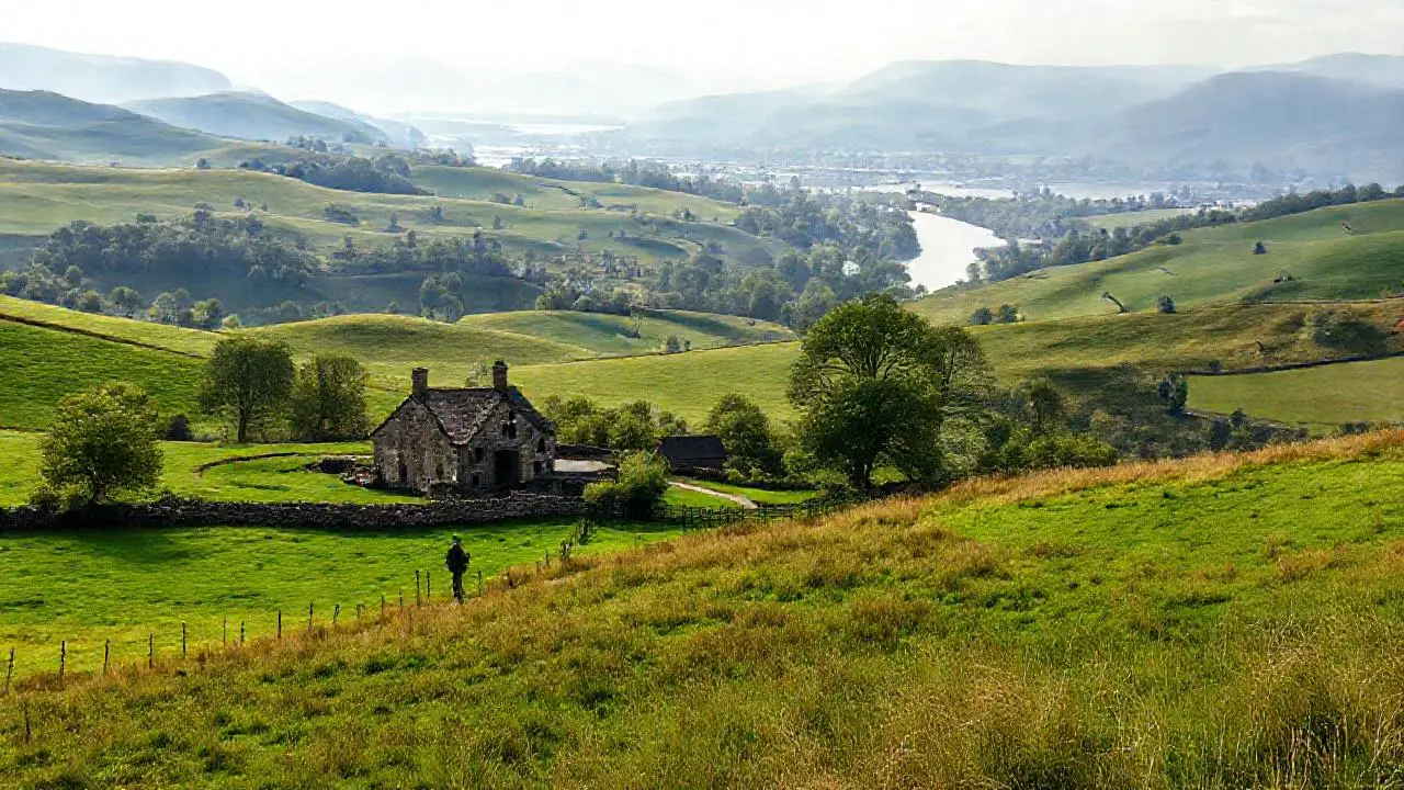 Paisaje rural tranquilo y atmosférico