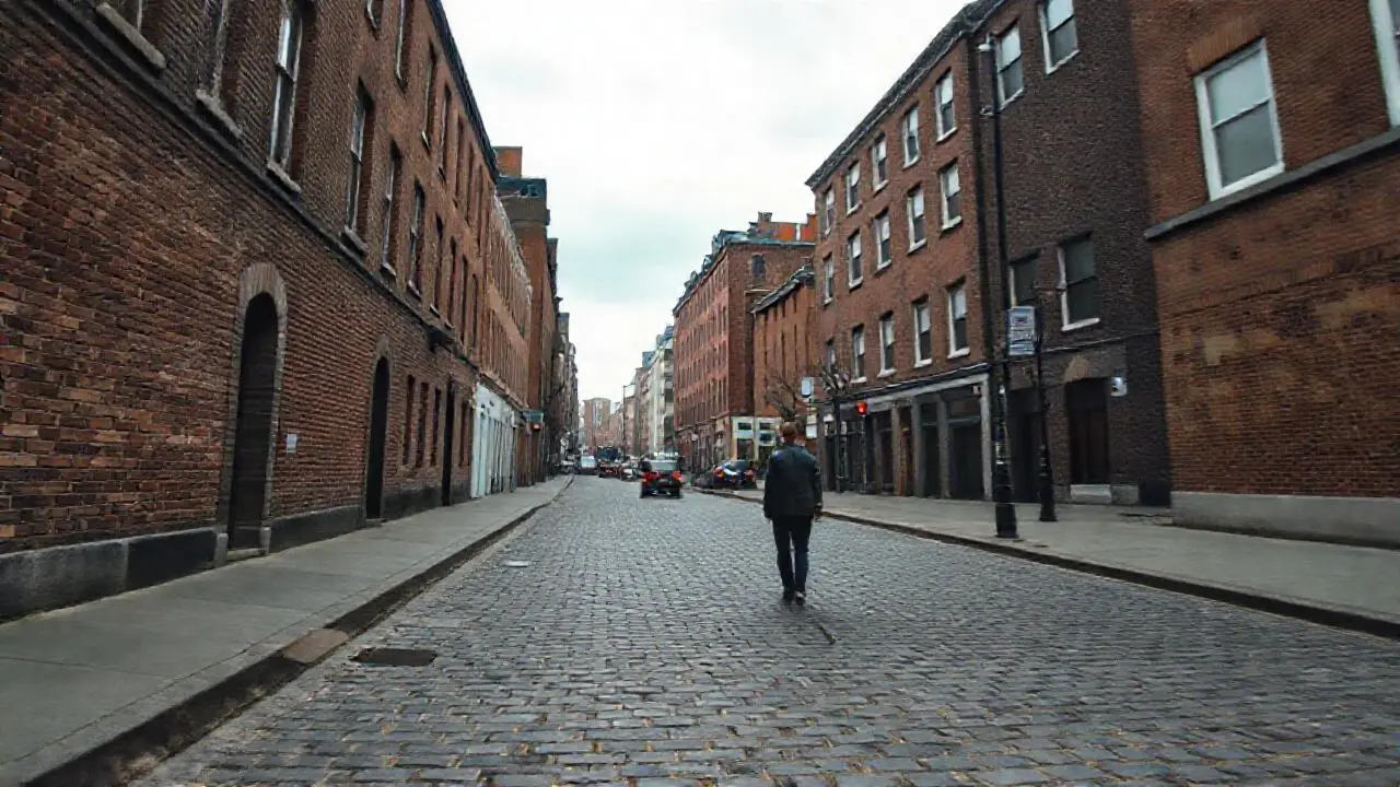 Calle urbana, tranquila y realista