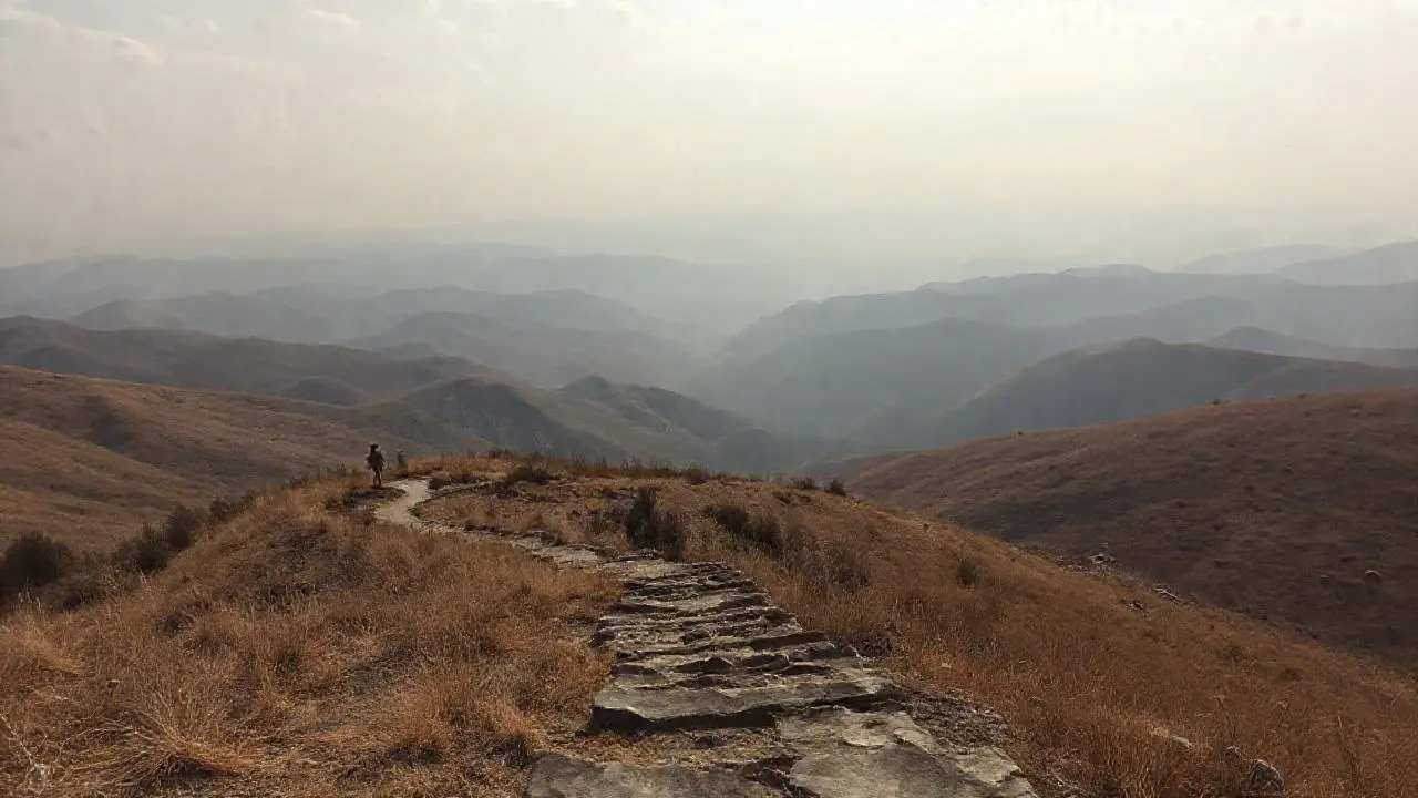 Paisaje sereno, vasto y natural