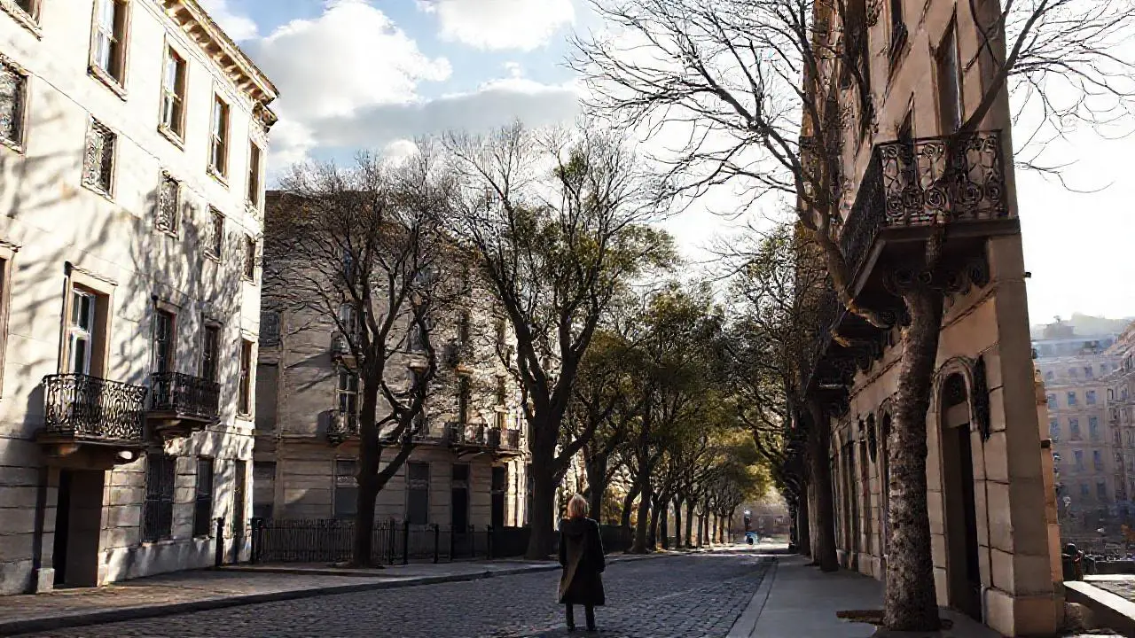 Escena urbana tranquila, llena de detalles