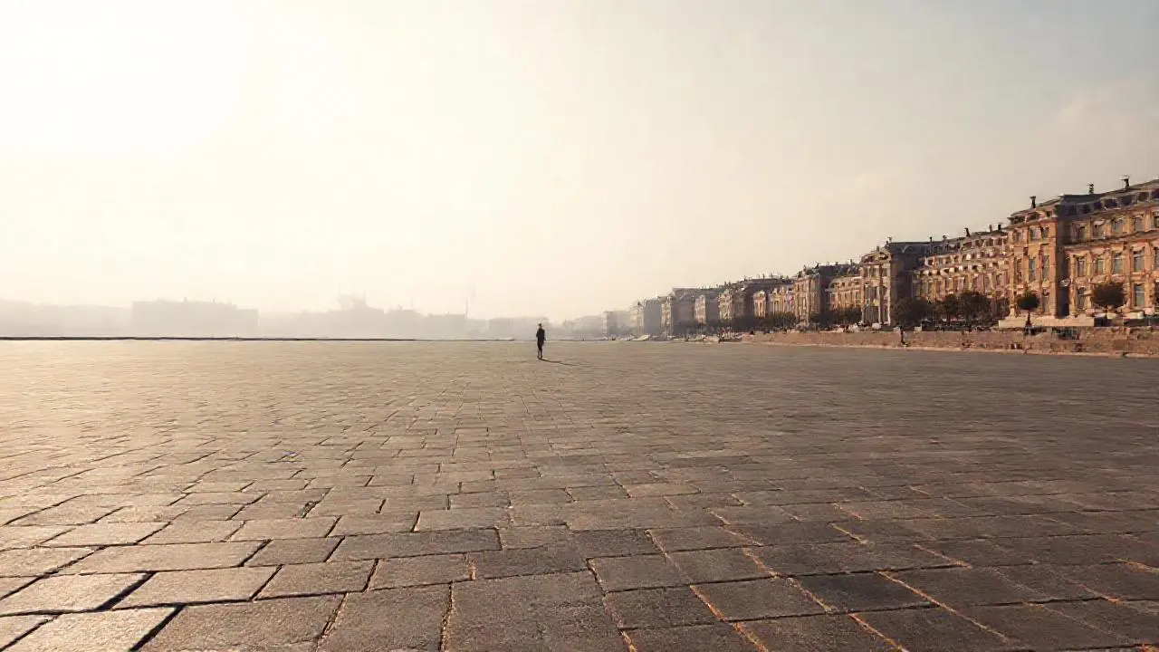 Espacio abierto, distante, y ligeramente difuso