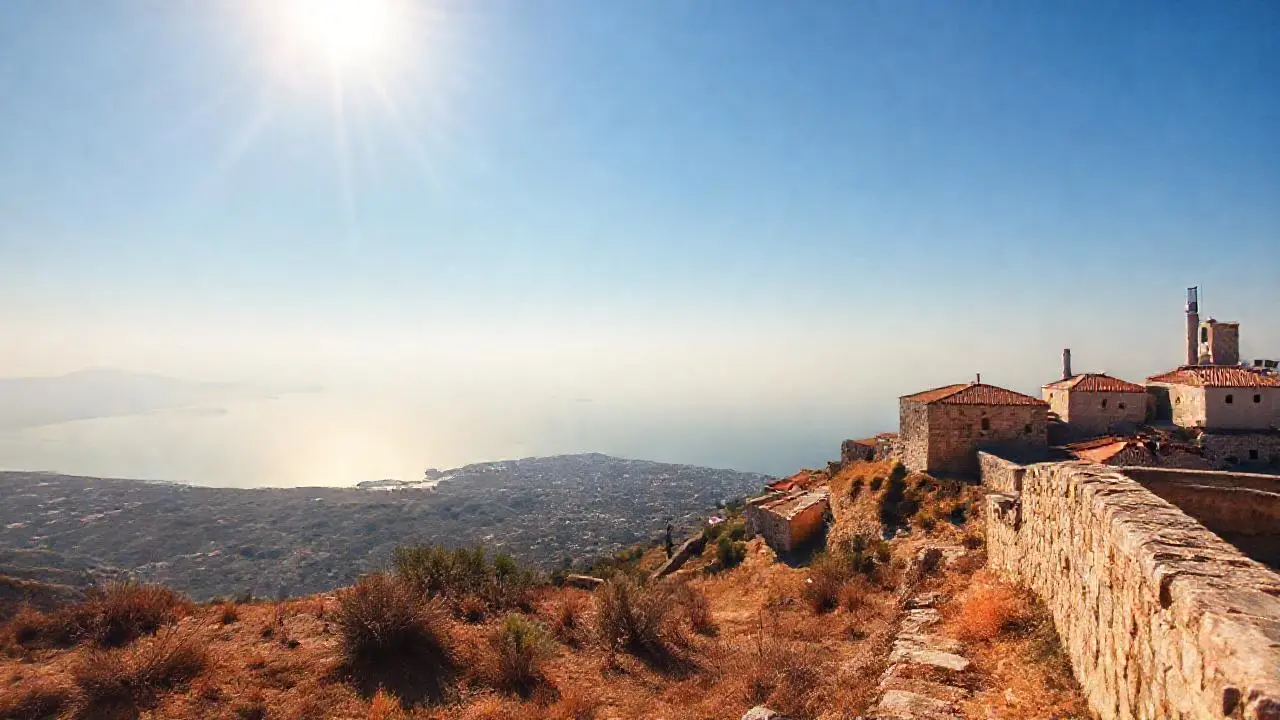Paisaje sereno, antiguo y vasto