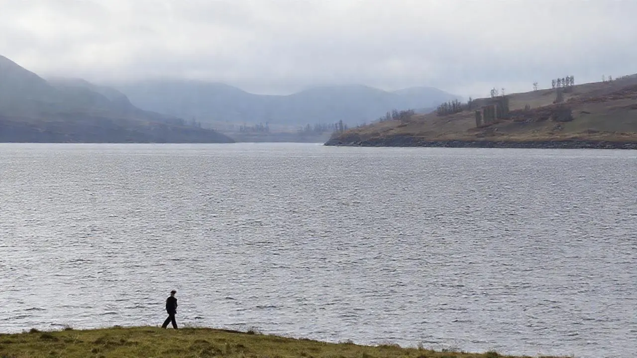 Un paisaje vasto, tranquilo y solitario