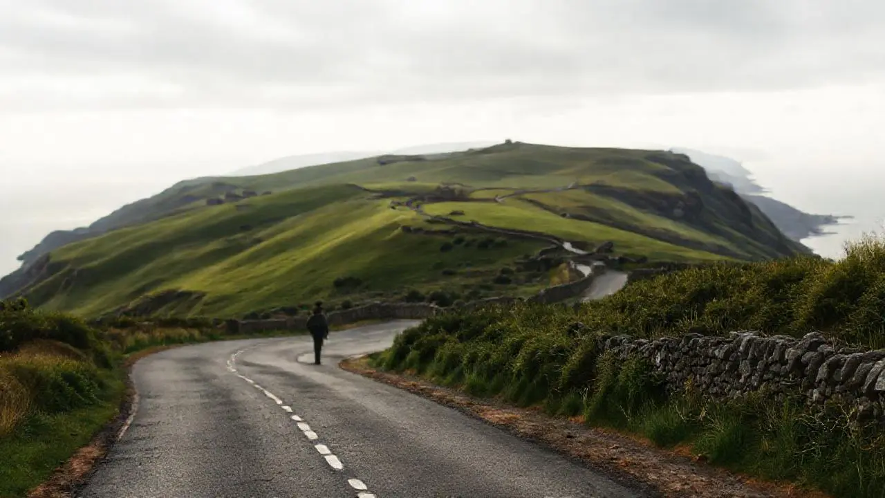 Paisaje rural sereno, con luz suave