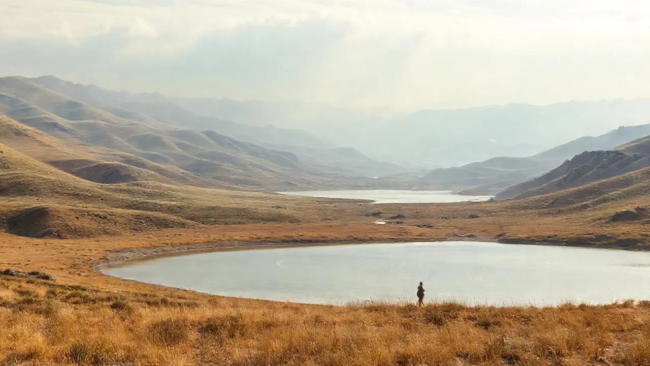 Paisaje vasto, sereno y natural