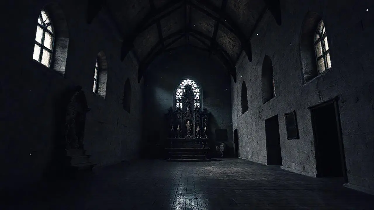 Imponente iglesia antigua, llena de silencio