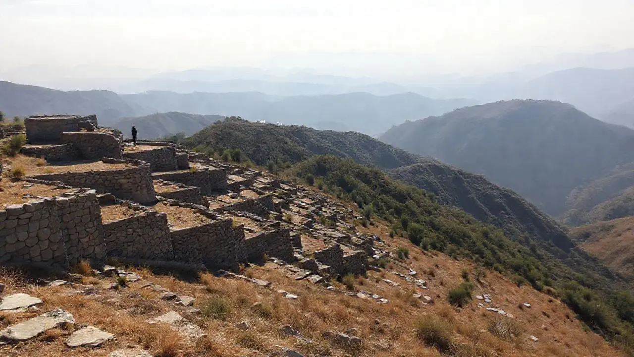 Paisaje sereno, vasto y ligeramente borroso